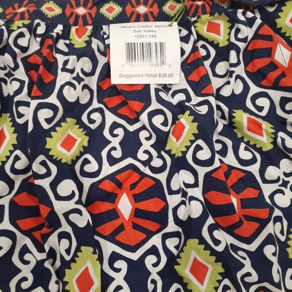 Vera Bradley What's Cookin' Apron - Picture 2 of 2